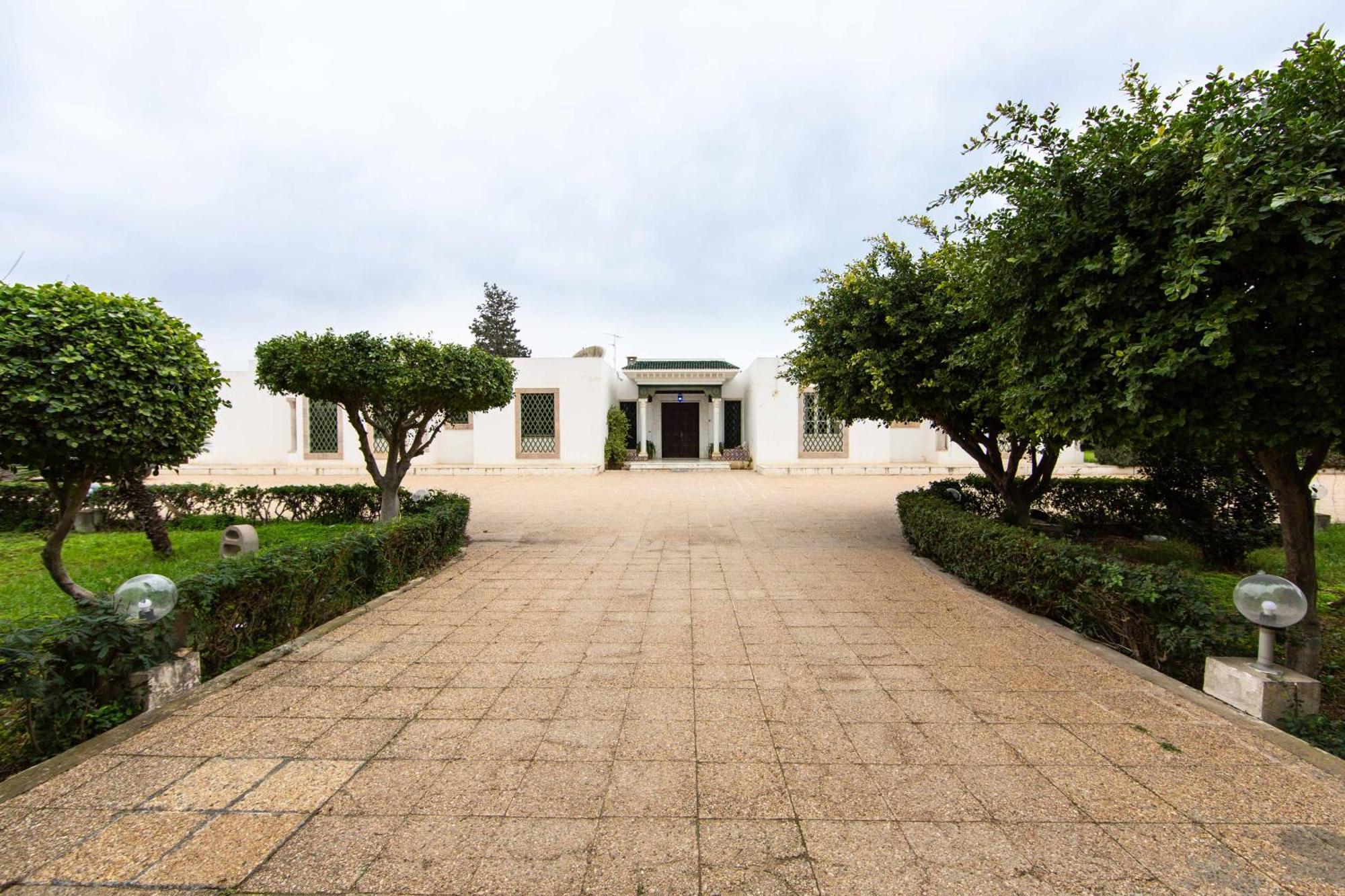 Appartement Prive Dans Une Grande Maison D'Hote La Marsa Luaran gambar