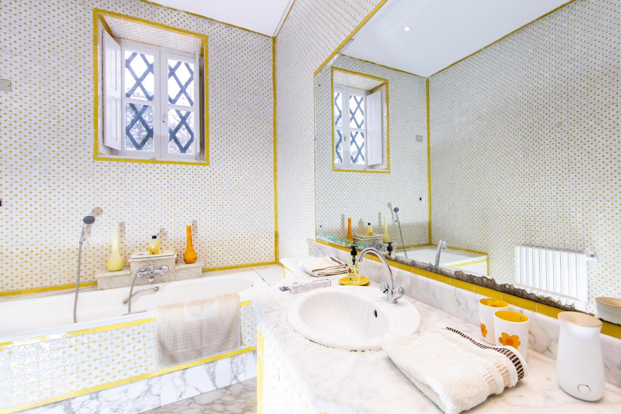 Appartement Prive Dans Une Grande Maison D'Hote La Marsa Luaran gambar